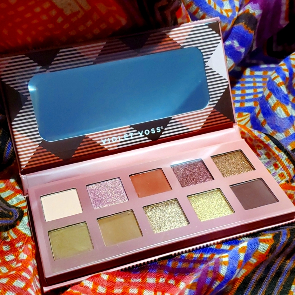 Violet Voss Windflower eyeshadow pallet